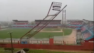 skynews-cuba-hurricane-stadium-light_6741573