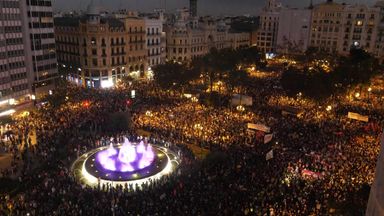 skynews-valencia-protests_6744048
